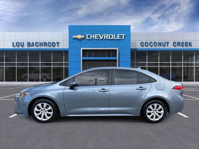 2023 Toyota Corolla LE photo 5