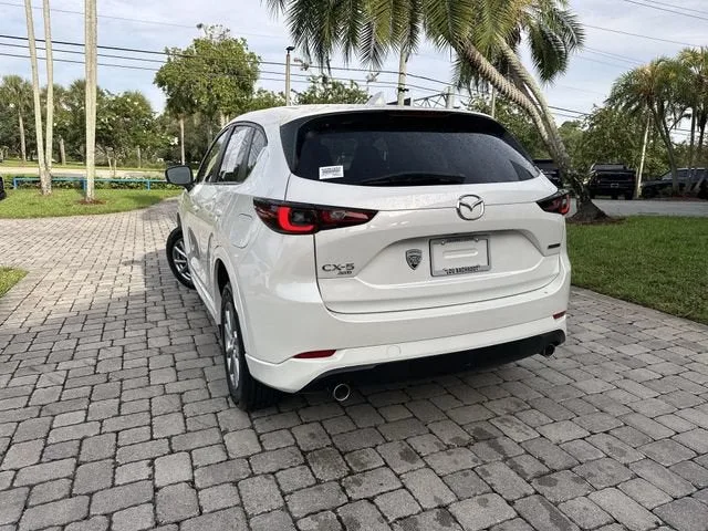 2024 Mazda CX-5 2.5 S Preferred Package photo 12