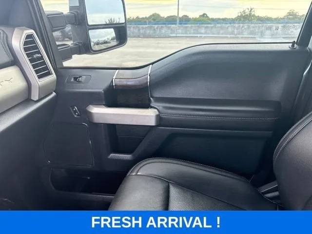 2022 Ford Super Duty F-250 SRW XL photo 9