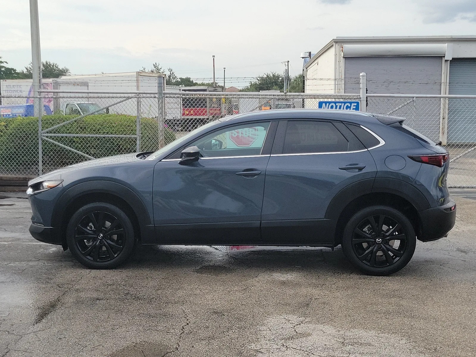 2023 Mazda CX-30 2.5 S Carbon Edition photo 6