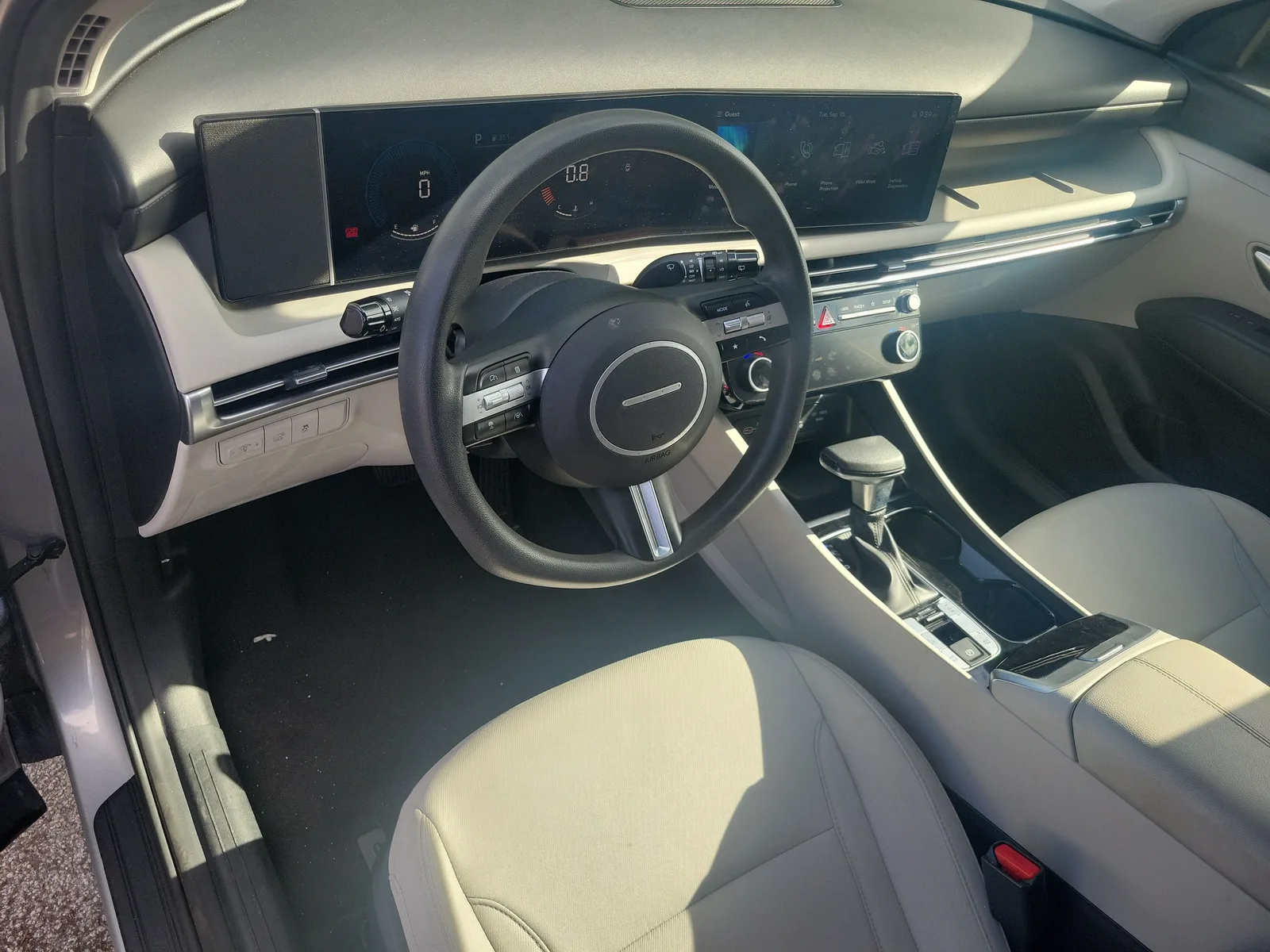 2025 Hyundai Tucson SEL photo 12