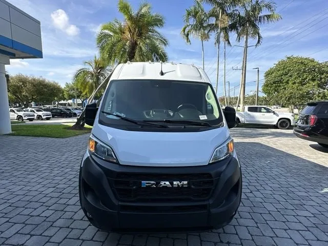 2025 RAM ProMaster Cargo Van Tradesman photo 18