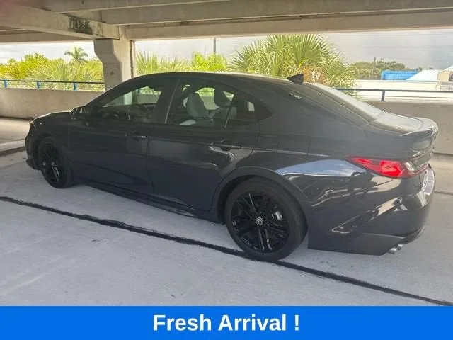 2025 Toyota Camry LE photo 17