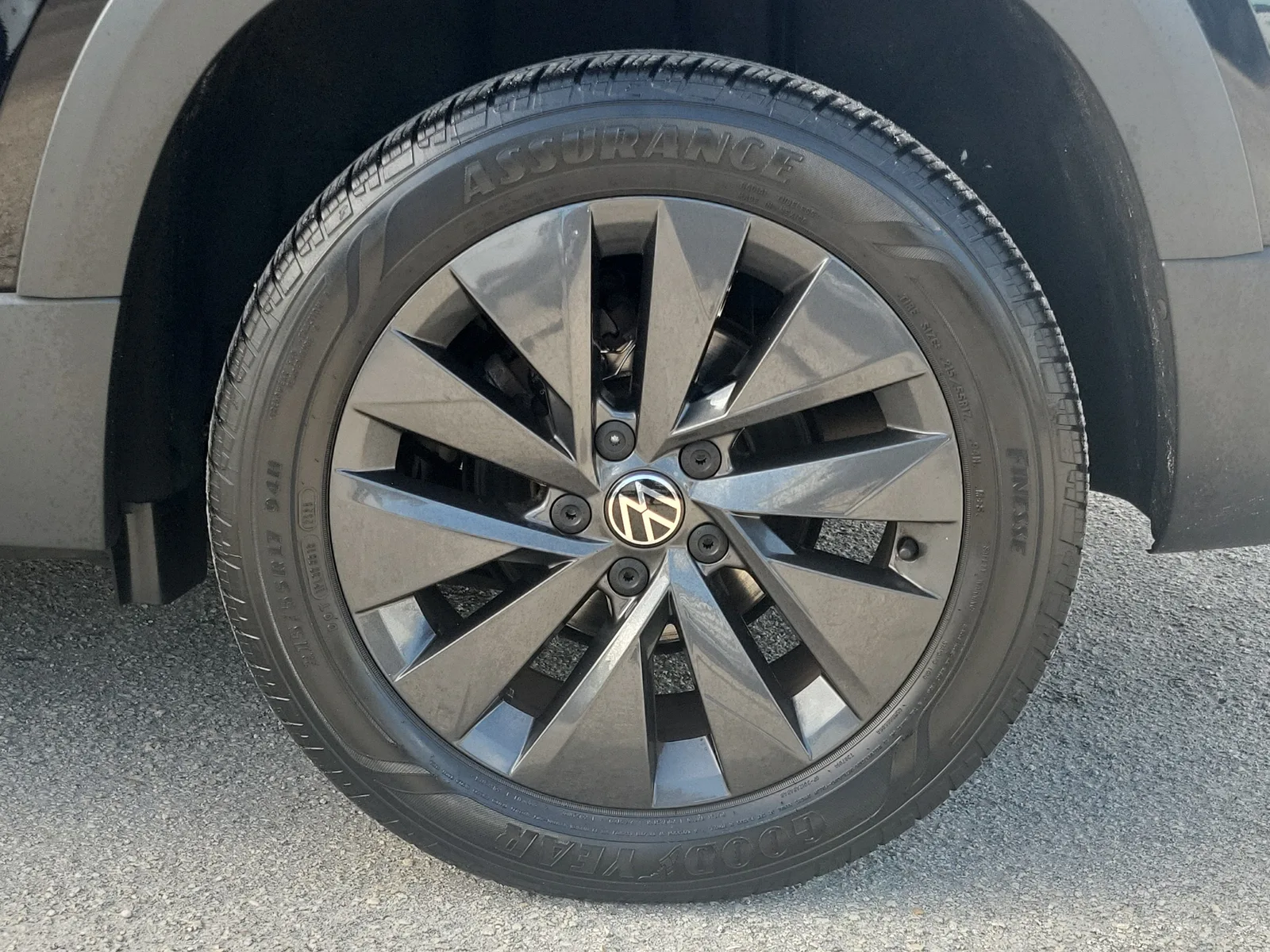 2023 Volkswagen Taos S photo 9