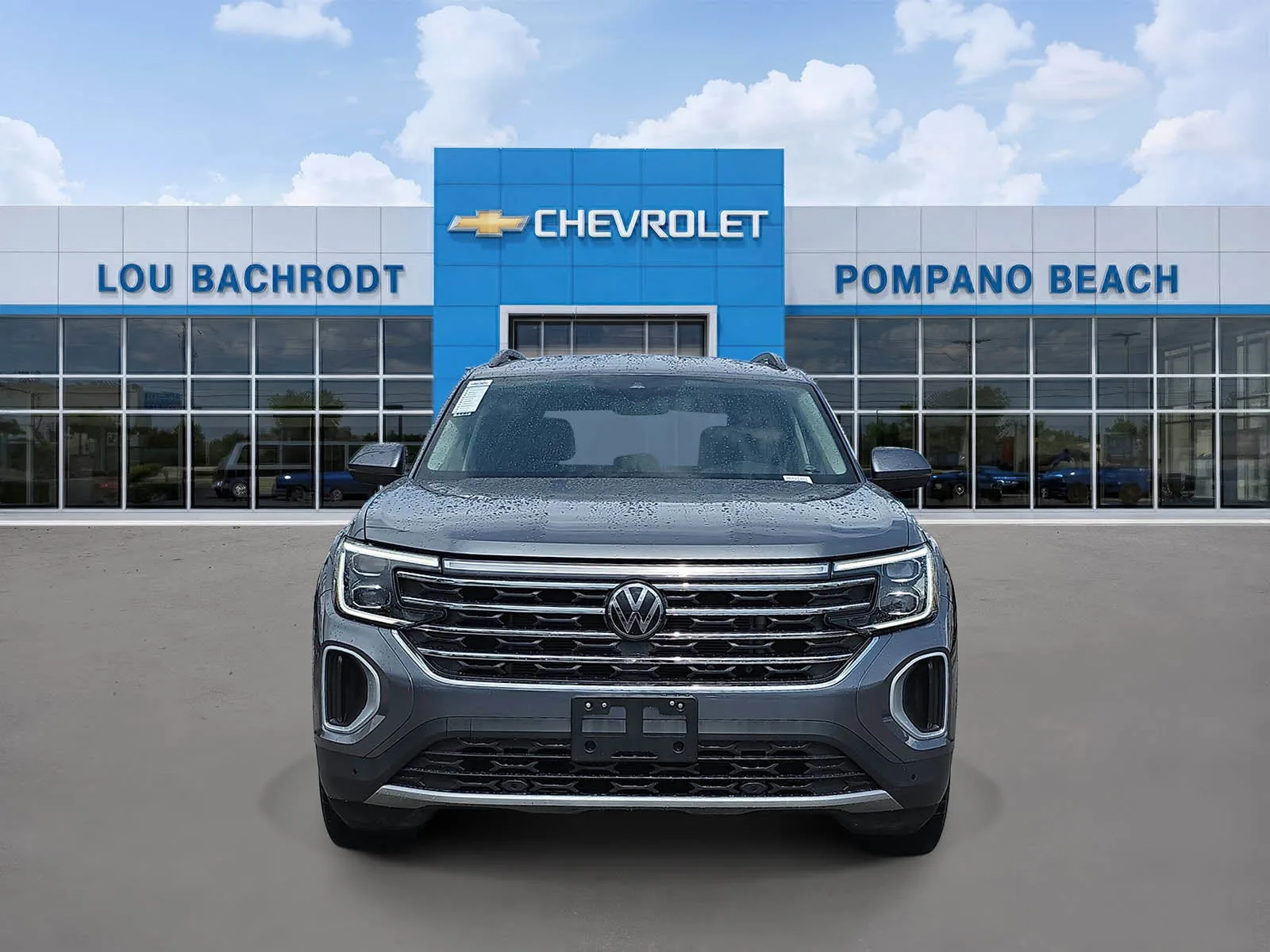 2024 Volkswagen Atlas 2.0T SE w/Technology photo 2