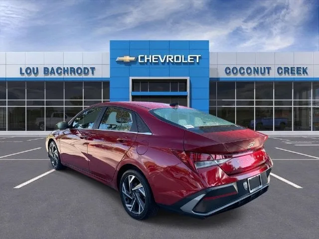 2025 Hyundai Elantra SEL Convenience photo 6
