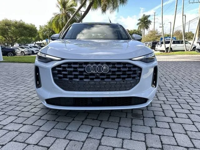 2025 Audi Q5 Prestige photo 19