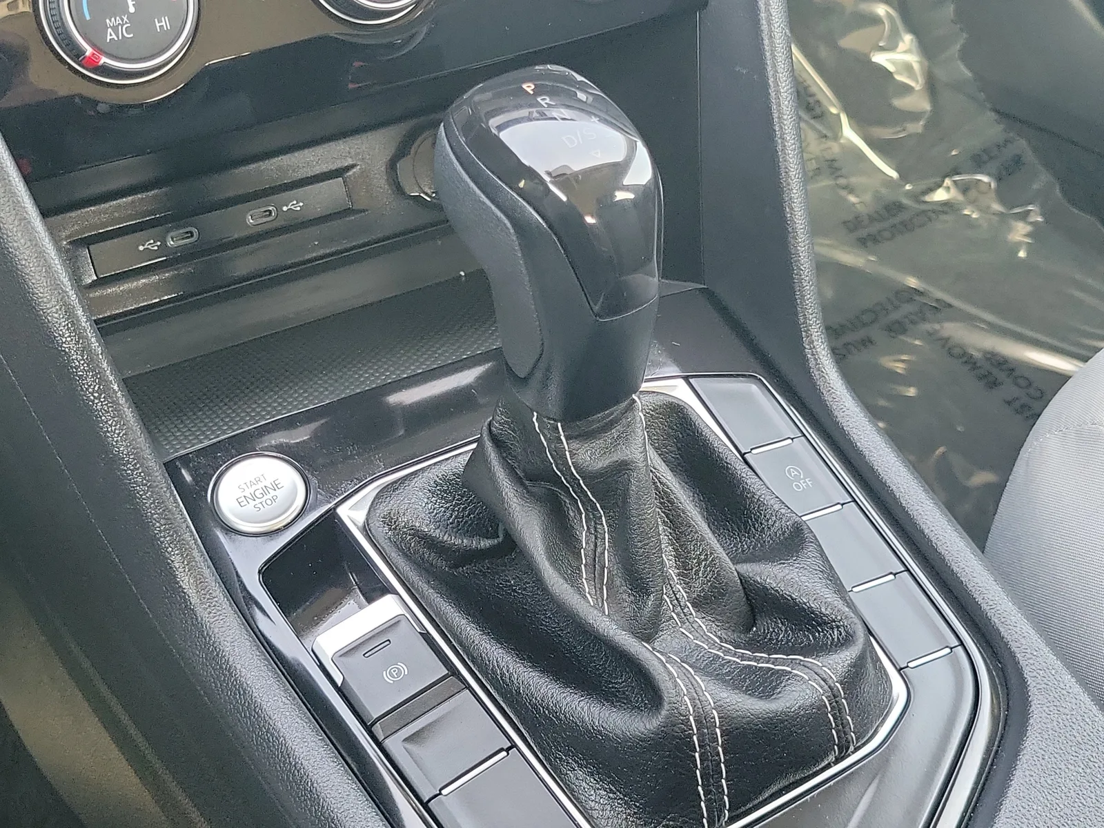 2023 Volkswagen Taos S photo 31