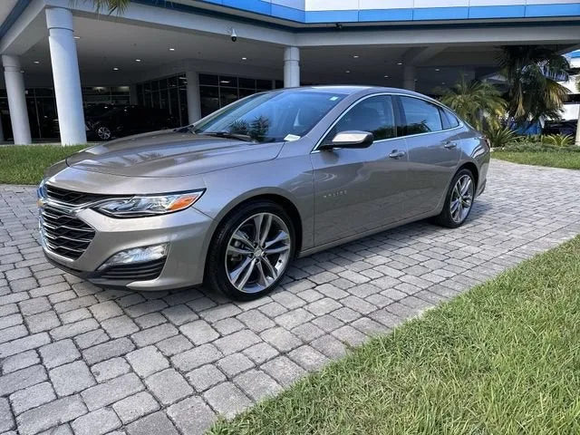 2024 Chevrolet Malibu 2LT photo 21
