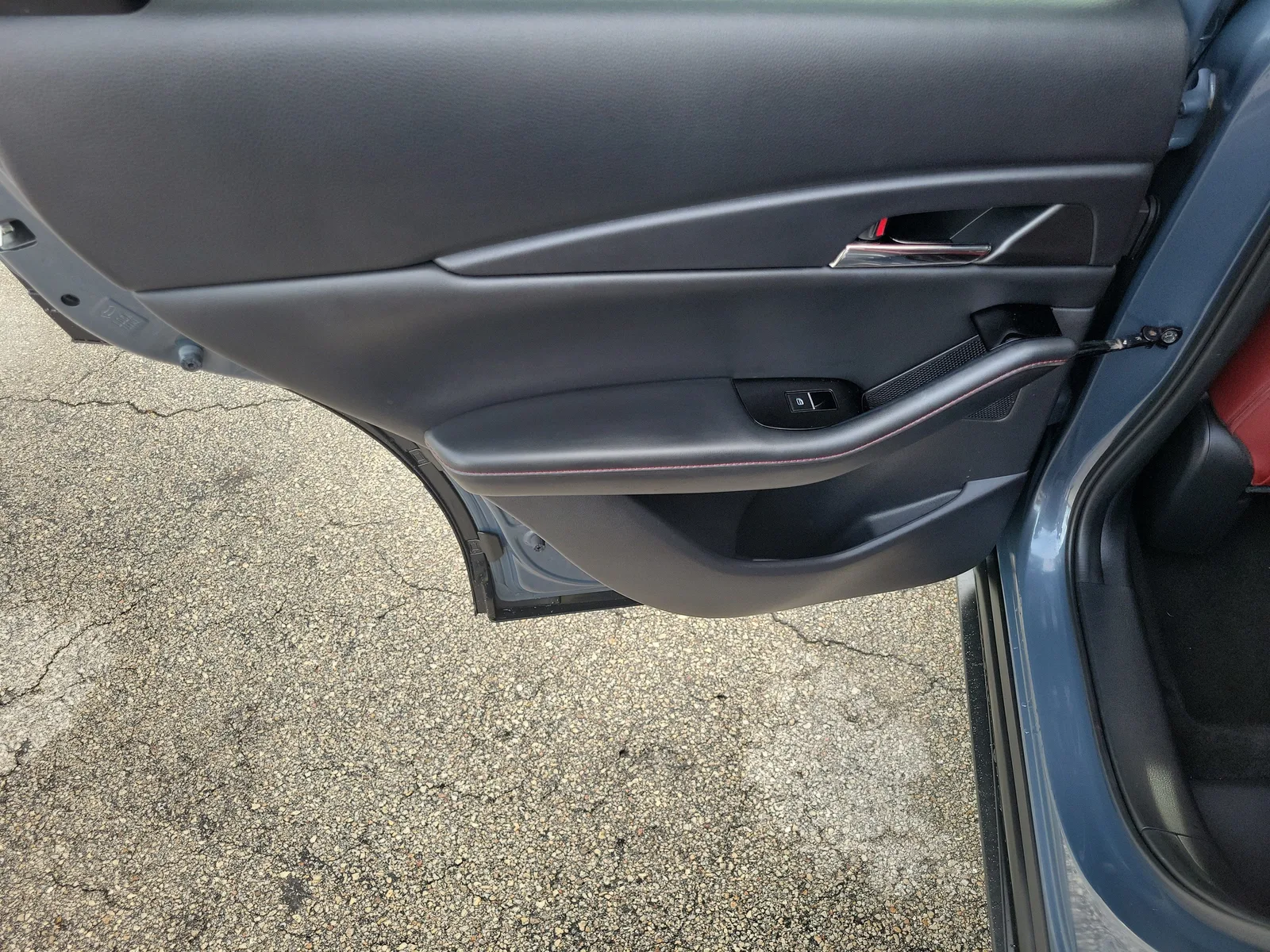 2023 Mazda CX-30 2.5 S Carbon Edition photo 17