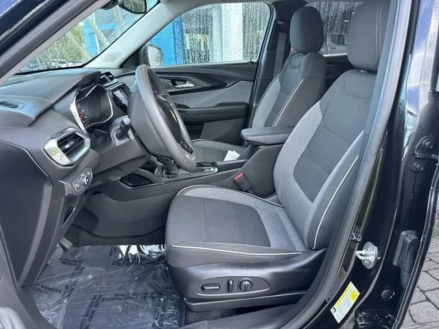 2021 Chevrolet Trailblazer LT photo 30