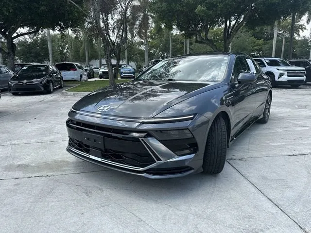 2025 Hyundai Sonata SEL photo 39