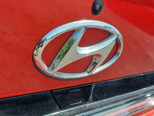 2021 Hyundai Elantra N Line photo 10
