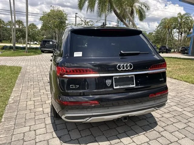 2021 Audi Q7 Premium Plus photo 36
