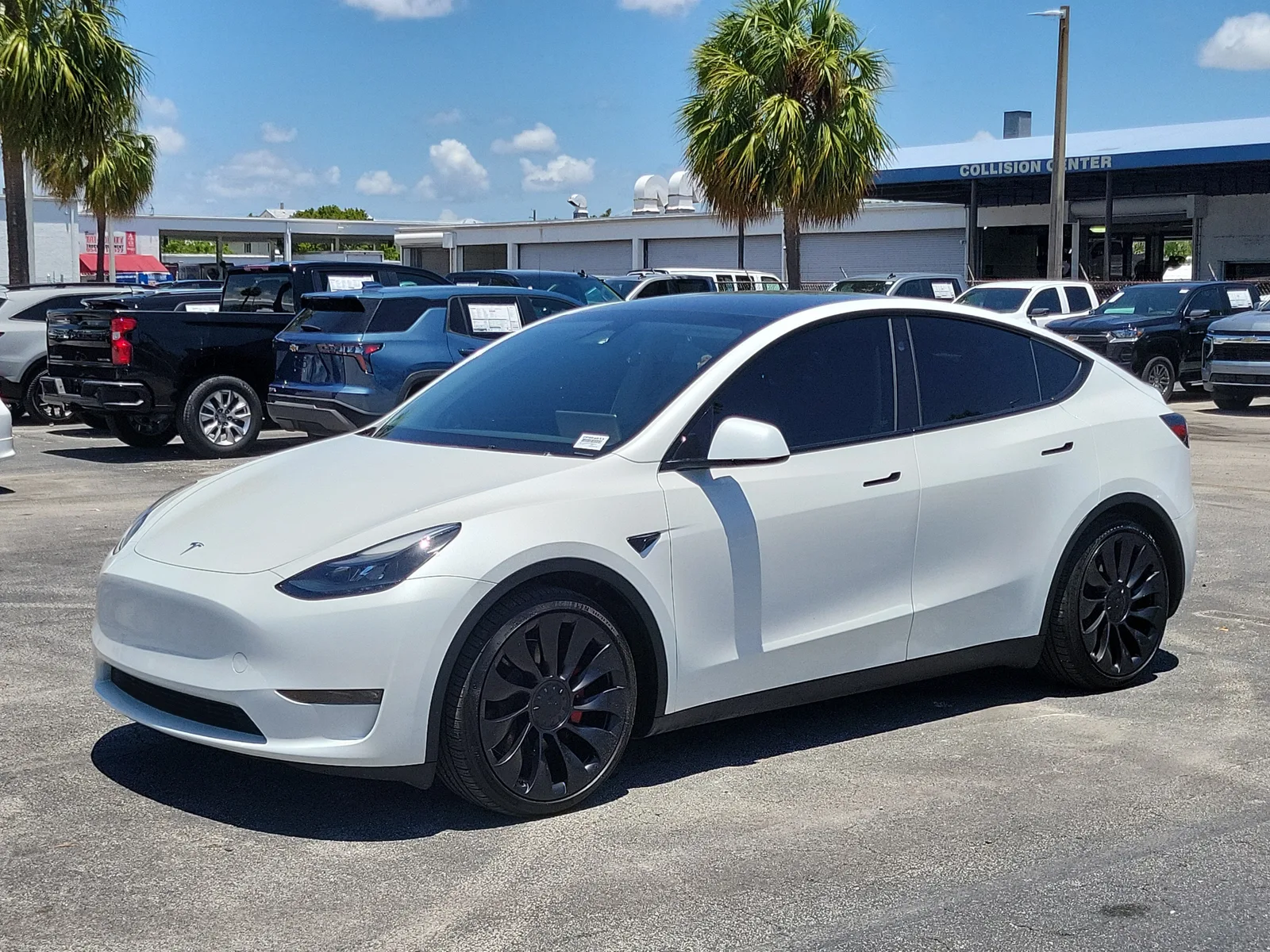 2023 Tesla Model Y Performance photo 7