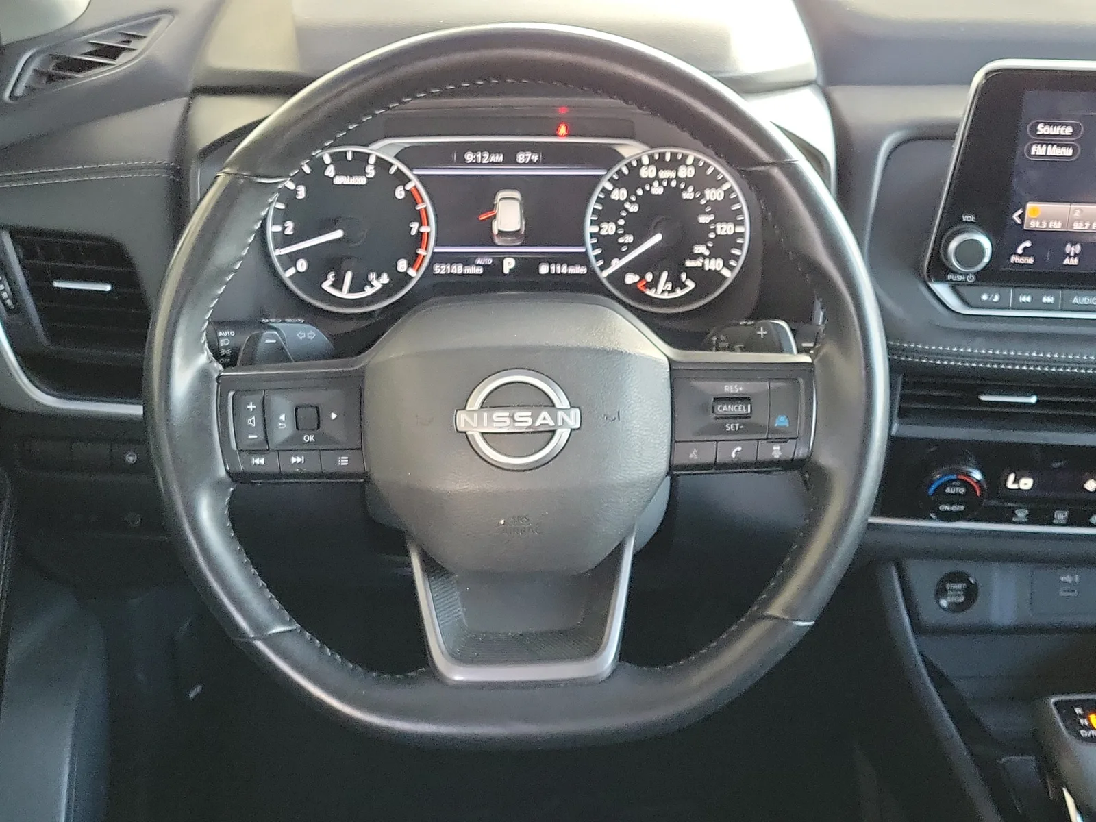 2025 Nissan Rogue SV photo 17