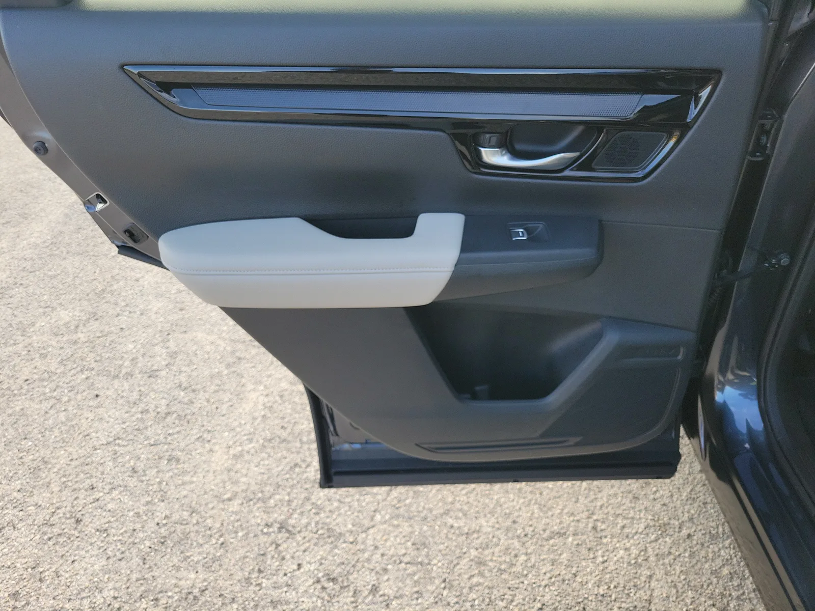 2024 Honda CR-V EX-L photo 16