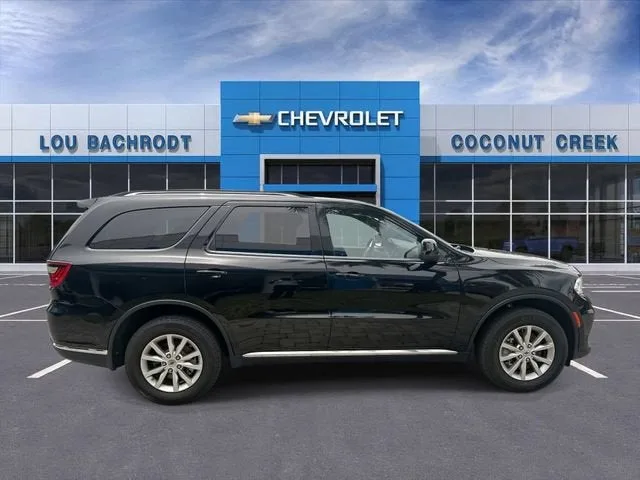 2023 Dodge Durango SXT photo 9