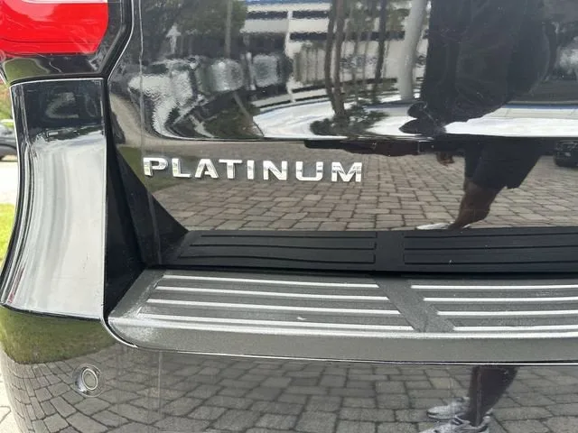 2022 Ford Expedition Platinum photo 37
