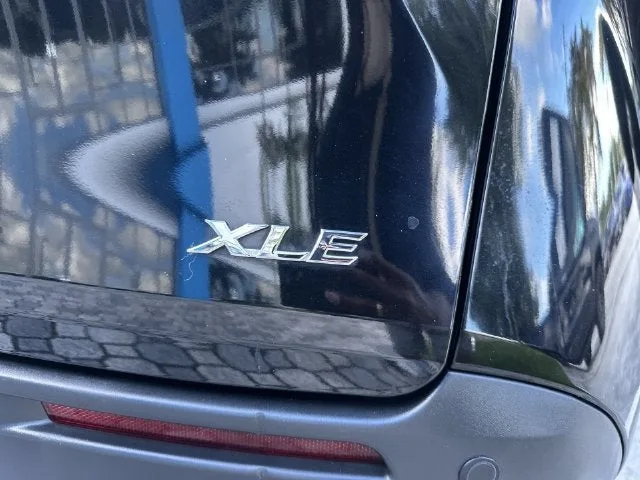 2026 Toyota Sienna XLE photo 39