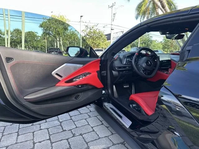 2023 Chevrolet Corvette Stingray 2LT photo 22