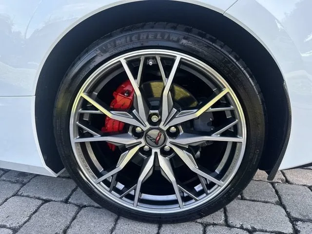 2024 Chevrolet Corvette Stingray 1LT photo 11