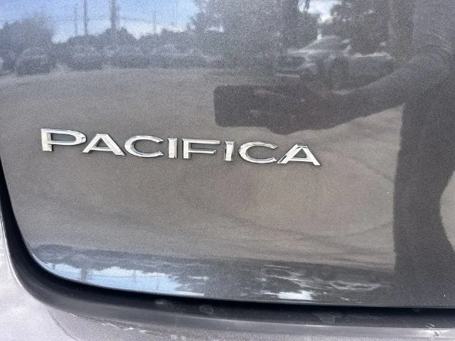 2023 Chrysler Pacifica Limited photo 39