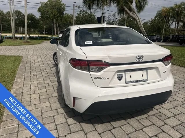 2024 Toyota Corolla LE photo 12