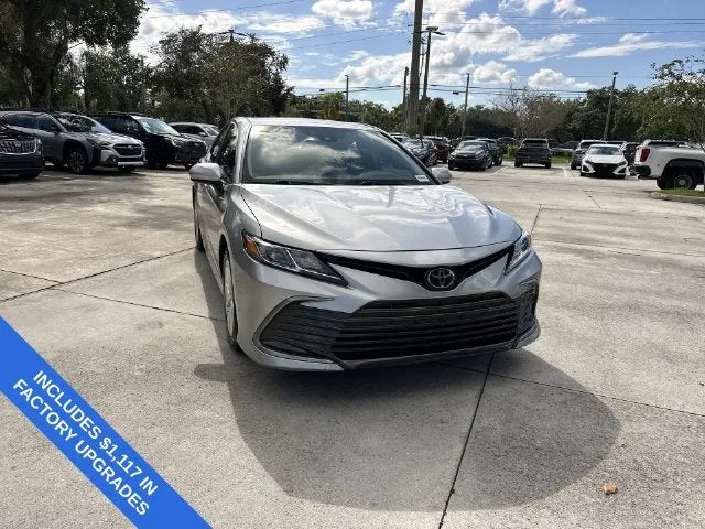 2023 Toyota Camry LE photo 17