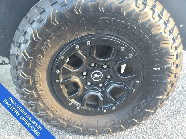 2022 Ford Bronco Base photo 11