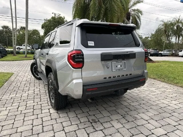 2025 Toyota 4Runner SR5 photo 12