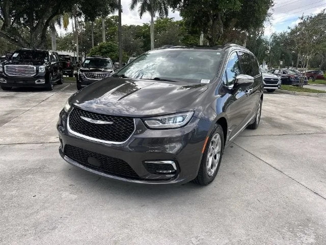2023 Chrysler Pacifica Limited photo 20