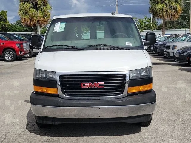 2020 GMC Savana Cargo 2500 RWD 2500 135" photo 8