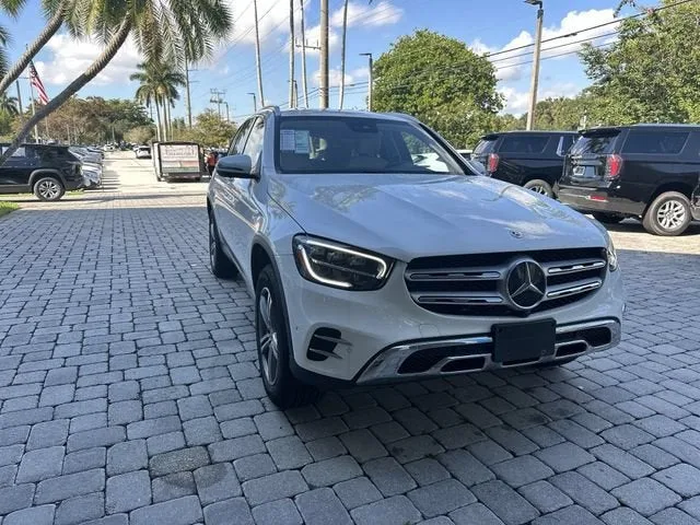 2022 Mercedes-Benz GLC GLC 300 photo 17