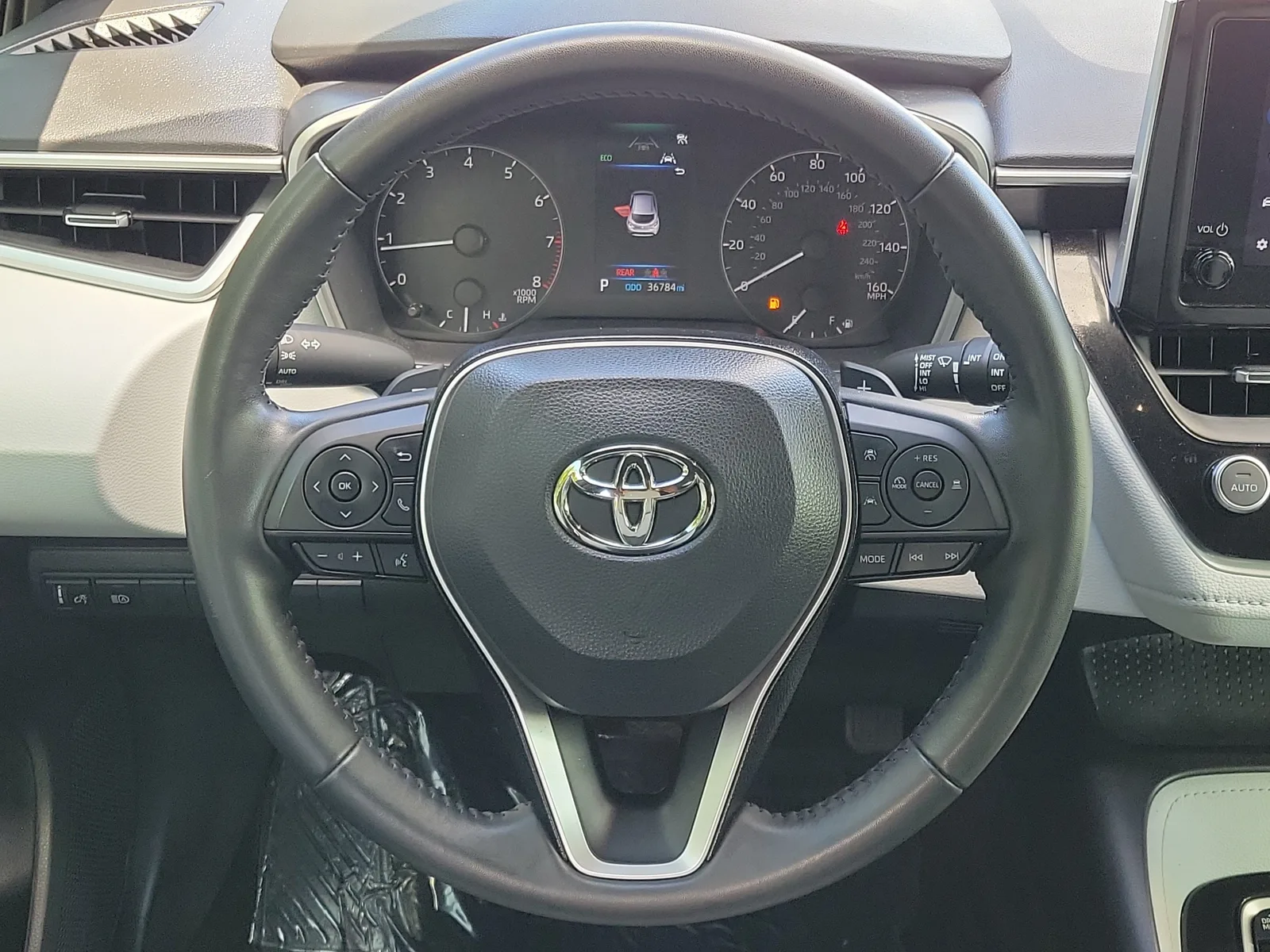 2025 Toyota Corolla Hatchback SE photo 19