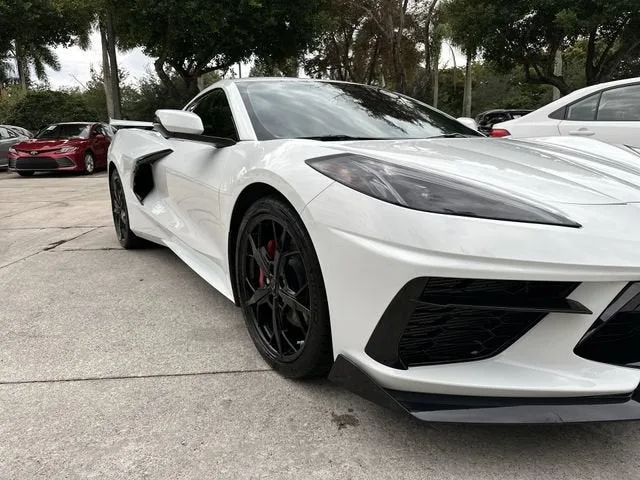 2024 Chevrolet Corvette Stingray 1LT photo 38