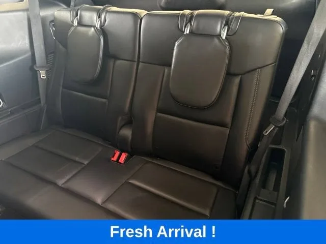 2023 Ford Explorer XLT photo 4