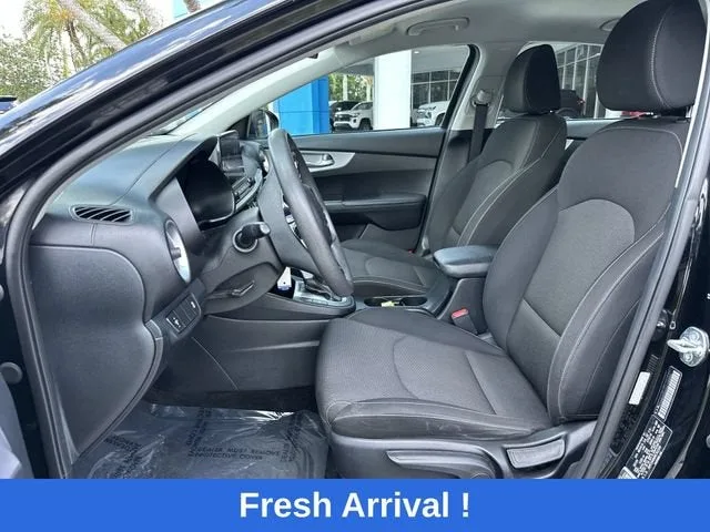 2024 Kia Forte LXS photo 18