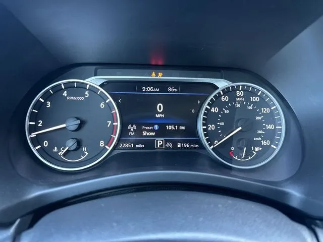 2025 Nissan Sentra SV photo 26