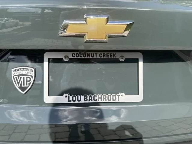 2025 Chevrolet Trax LS photo 13