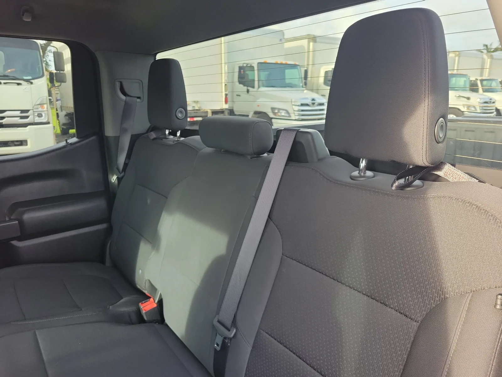 2021 Chevrolet Silverado 1500 Custom photo 15