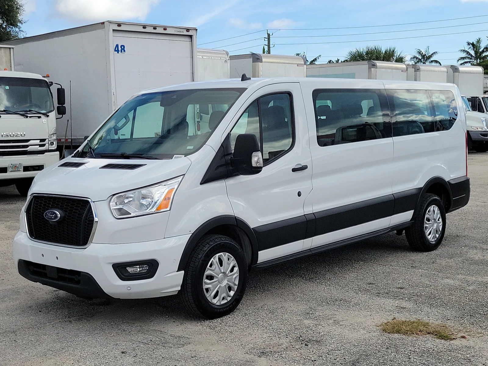 2022 Ford Transit Passenger Wagon XL photo 7