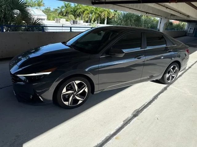 2023 Hyundai Elantra Hybrid