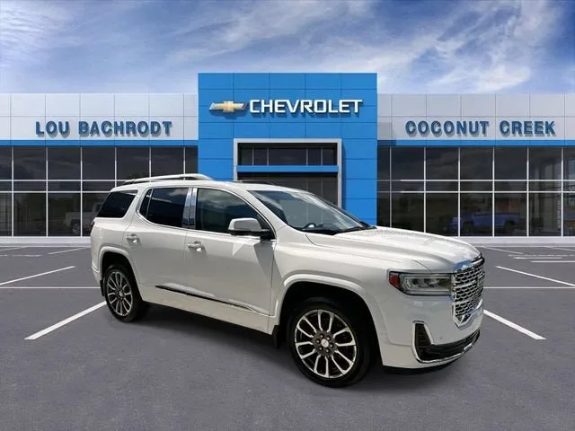 2021 GMC Acadia Denali photo 2