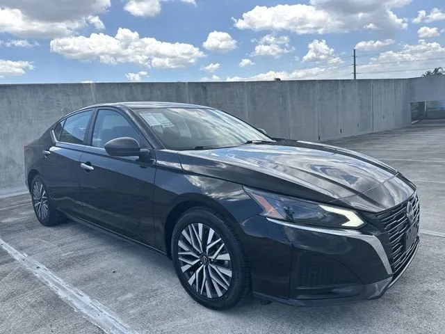 2024 Nissan Altima 2.5 SV photo 36