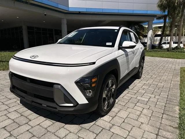 2025 Hyundai Kona SEL photo 20