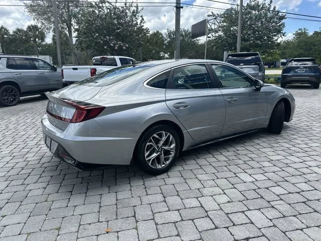 2020 Hyundai Sonata SEL photo 17
