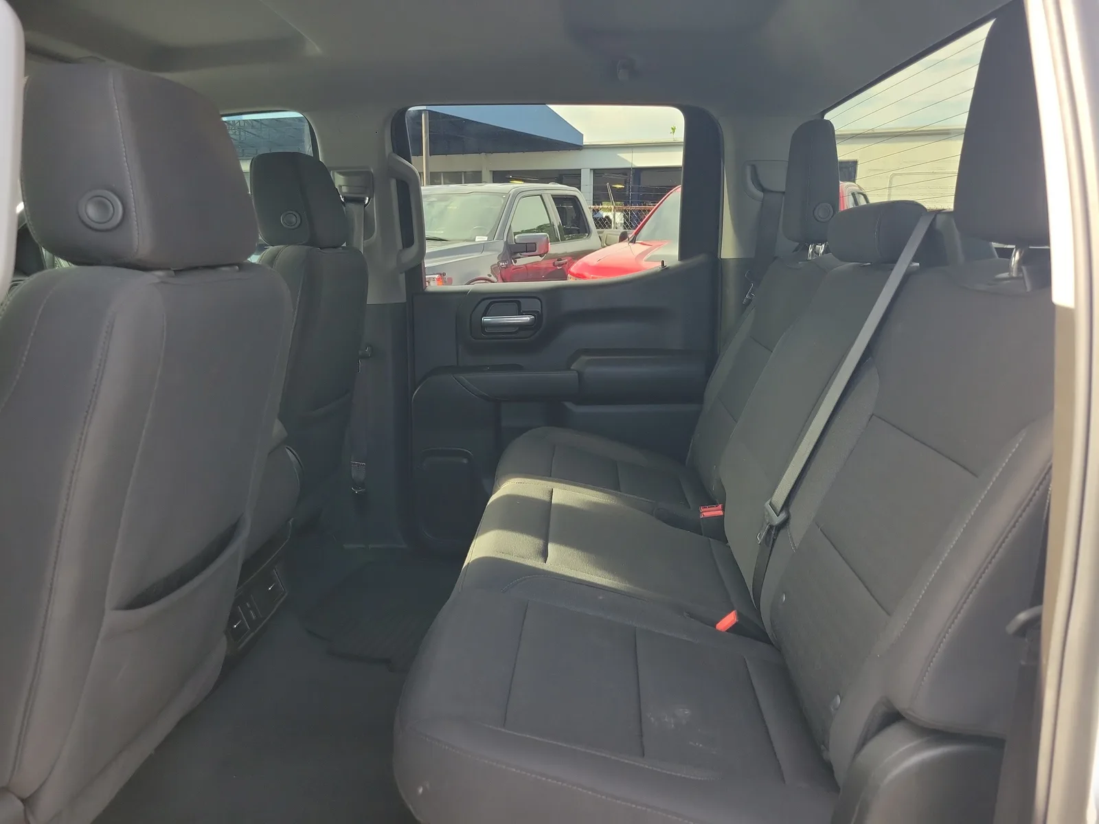 2025 Chevrolet Silverado 1500 Custom photo 13