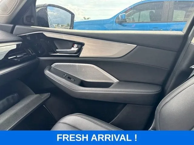 2025 Acura MDX 4DR FWD photo 12
