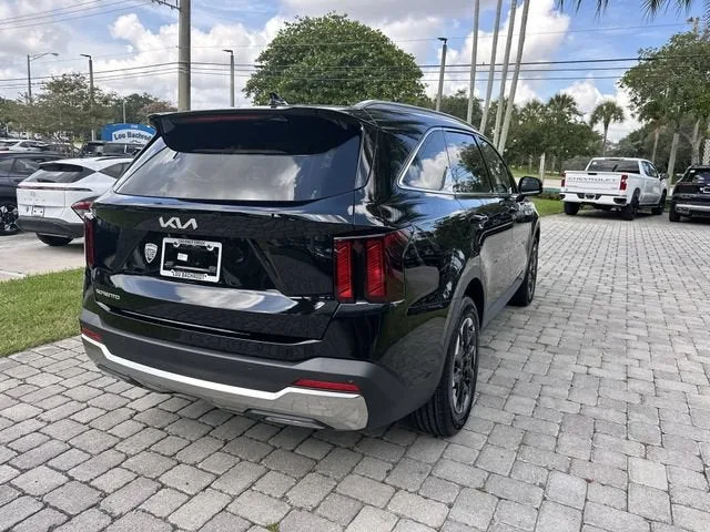 2026 Kia Sorento S photo 35
